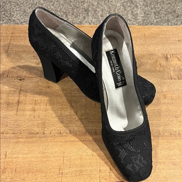 Vintage Kenneth Cole Black Lace Women's Heels - Picture 1 of 9